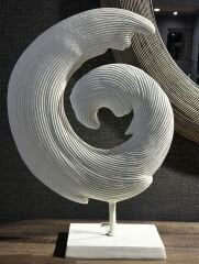 Ornament on base 43x15x60 cm SHWIBA | Dekoratif Obje