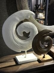 Ornament on base 43x15x60 cm SHWIBA | Dekoratif Obje