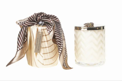 Fularlı balıksırtı desen ekru&gold arı figürlü mum  - Kokulu mum