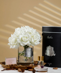 Beyaz on üç güllü gümüş detaylı şeffaf cam koku  - Oda Kokusu