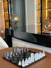 Chess Set Plexıglass / Smokey Grey 30x30 cm | Satranç Takımı