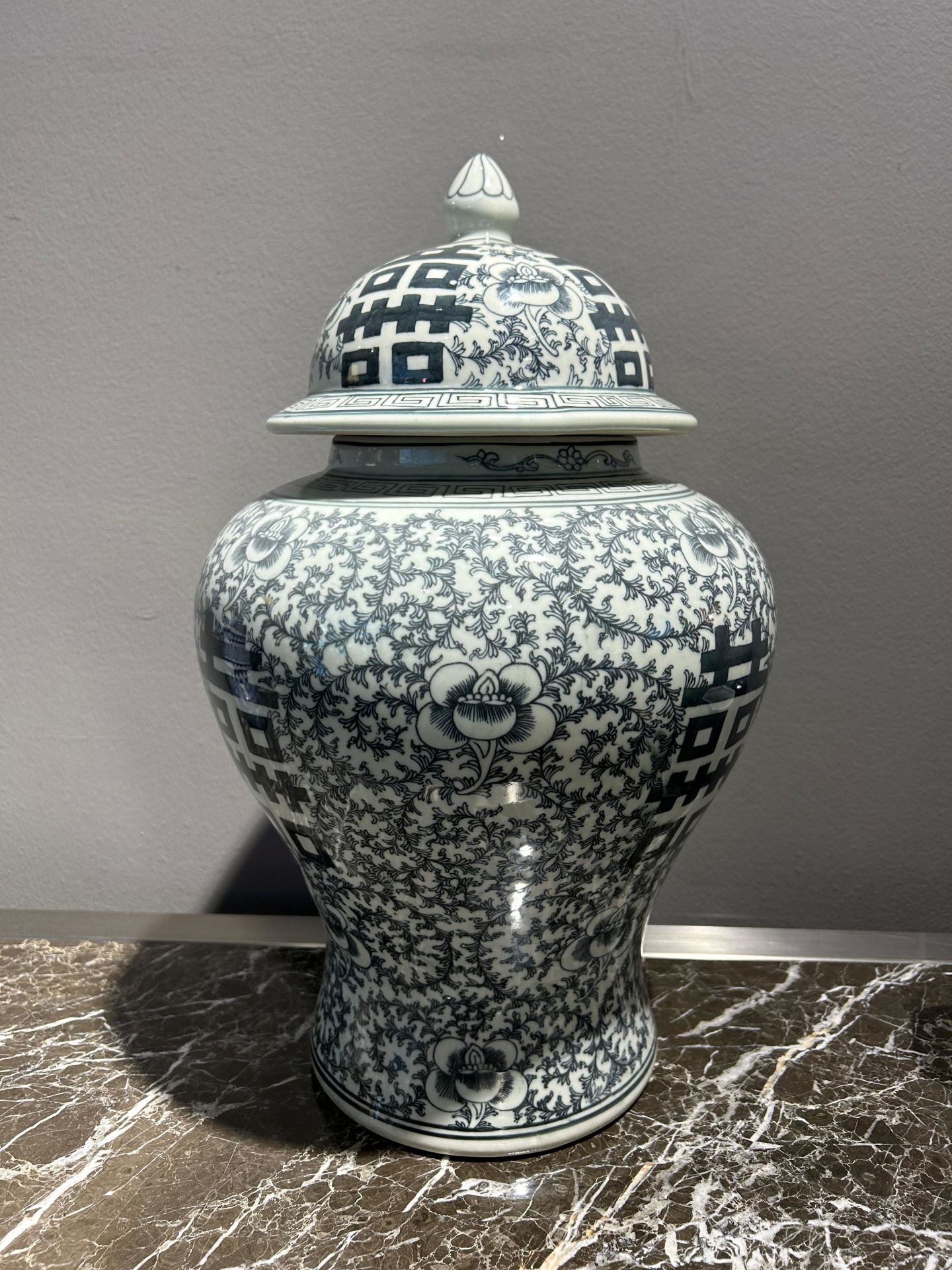 Antik Gri Beyaz Seramik Küp 27x44 cm | Dekoratif Küp